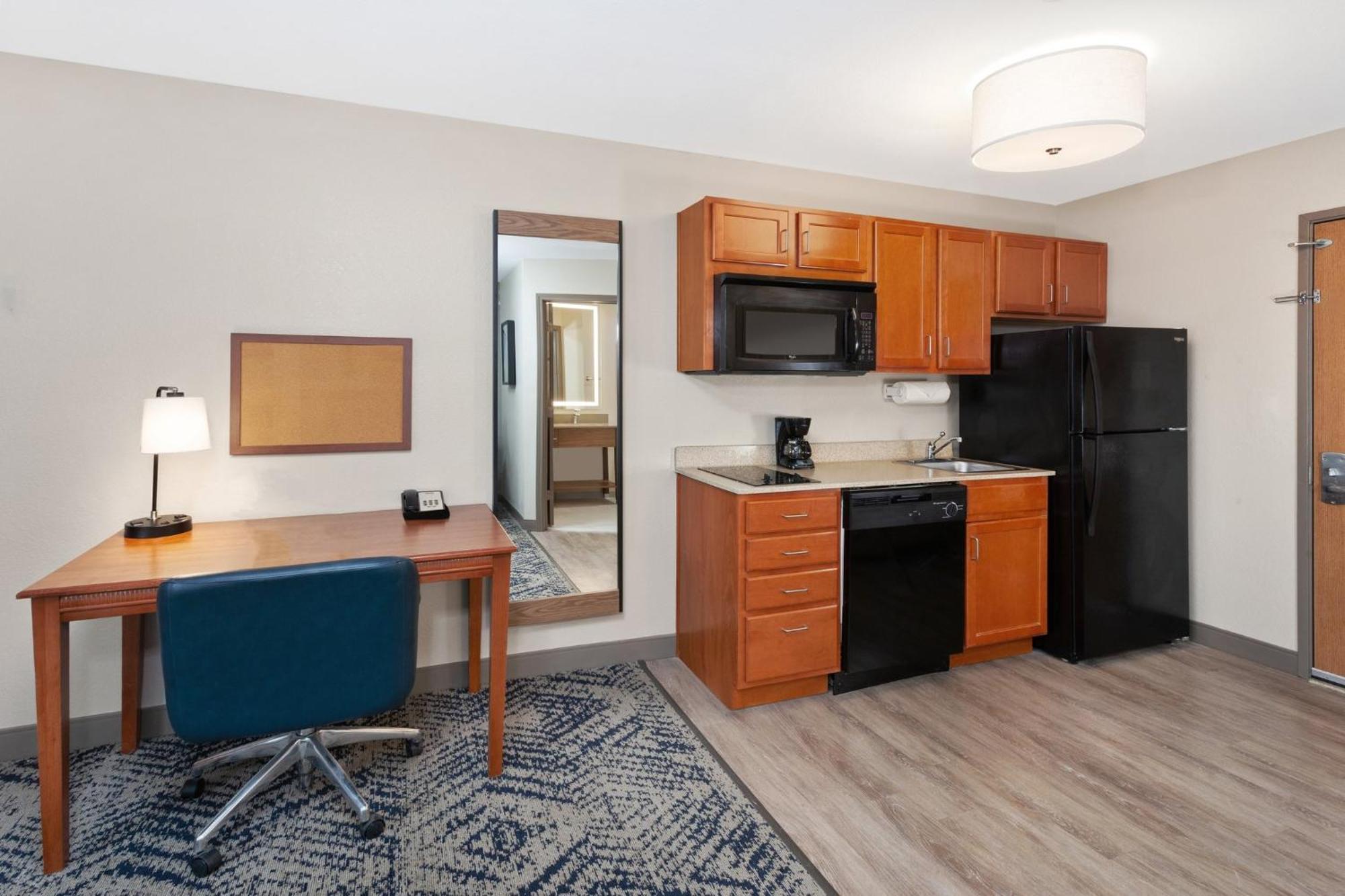 Candlewood Suites Louisville North By Ihg Clarksville  Exteriör bild