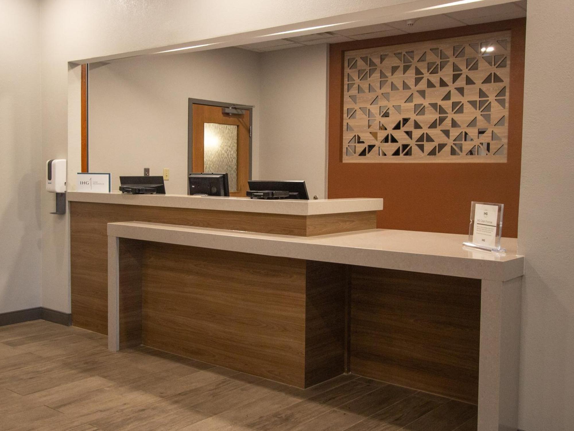 Candlewood Suites Louisville North By Ihg Clarksville  Exteriör bild