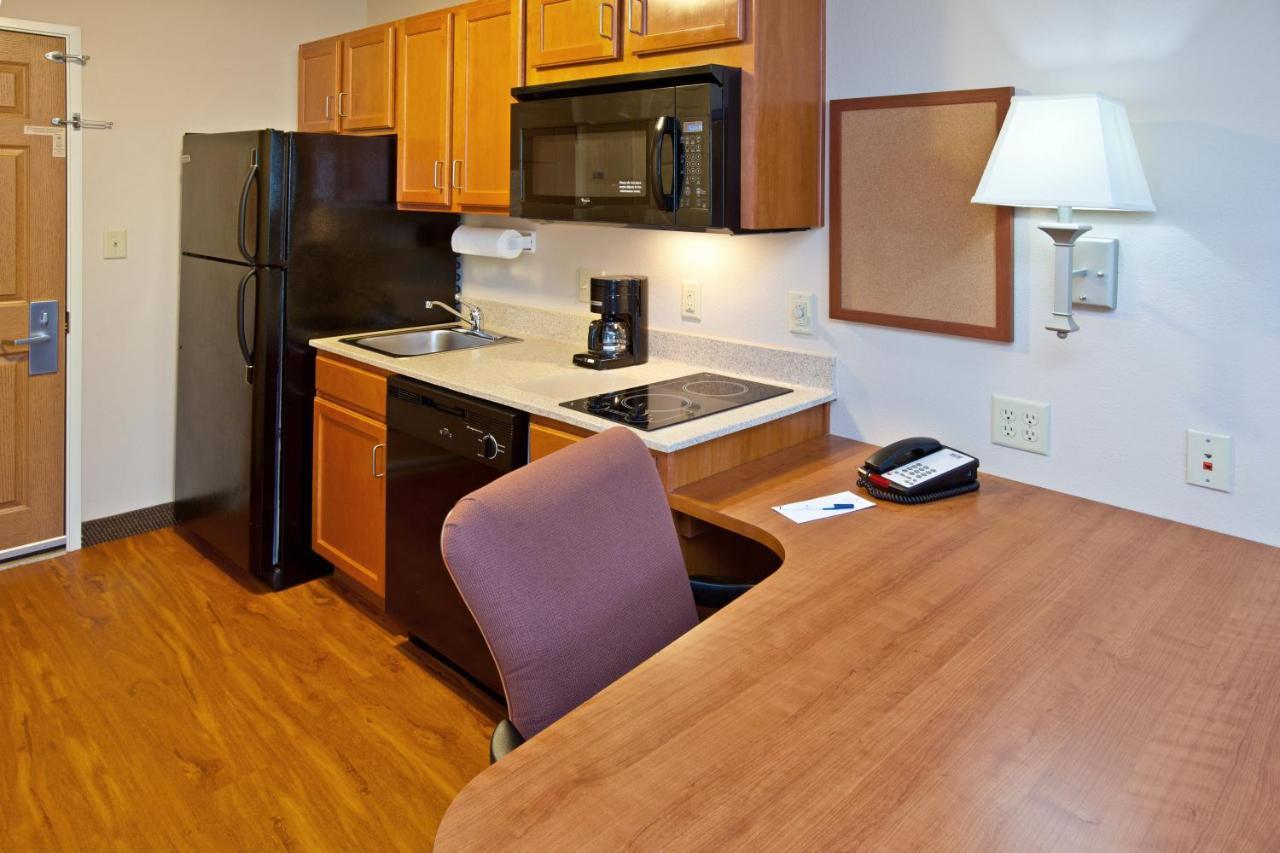 Candlewood Suites Louisville North By Ihg Clarksville  Exteriör bild